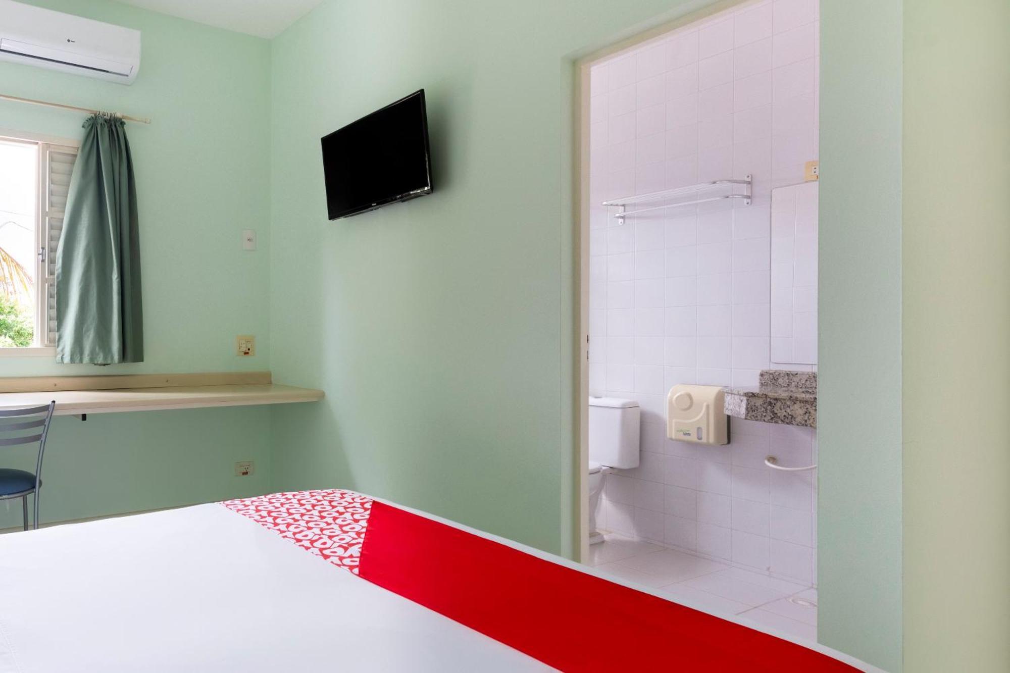 Oyo Hotel Cosmopolis, Sao Paulo エクステリア 写真